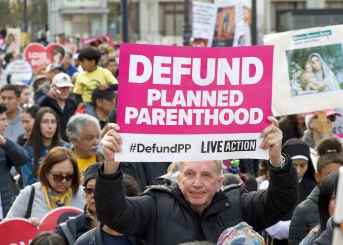 2576942401 featured image Impact of Trump Administration Policies on Planned Parenthood: Financial Setbacks