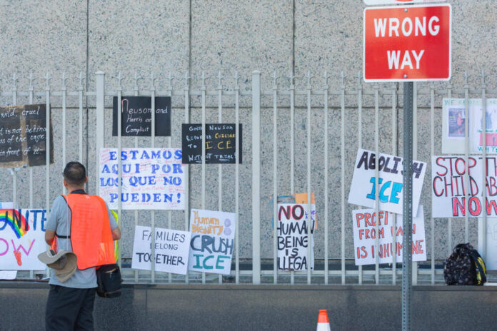 1124306117 featured image Dems Stopped from Inspecting NYC Detention Conditions
