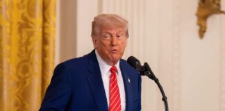 Trump's Deportation Threat Against Elon Musk: Political Tensions